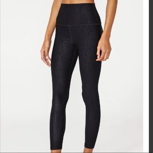 Beyond Yoga Viper Jacquard High Waisted Midi Legging S